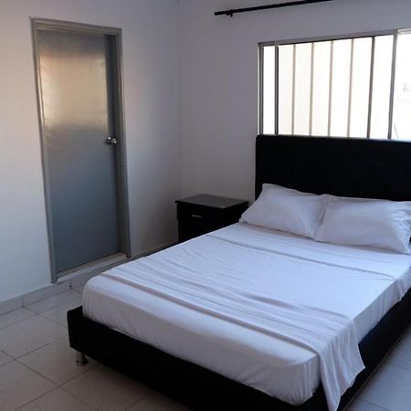 Mondieu Hostel Barranquilla  Bagian luar foto