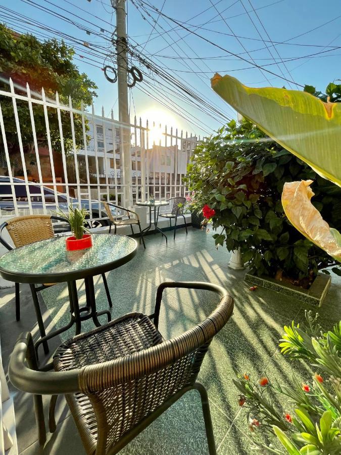 Mondieu Hostel Barranquilla  Bagian luar foto