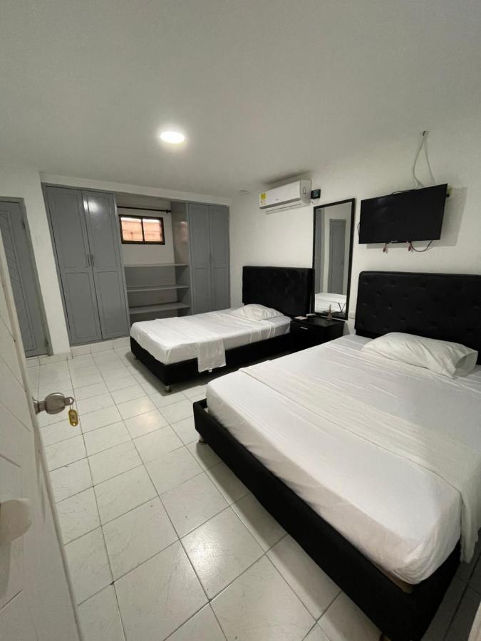 Mondieu Hostel Barranquilla  Bagian luar foto