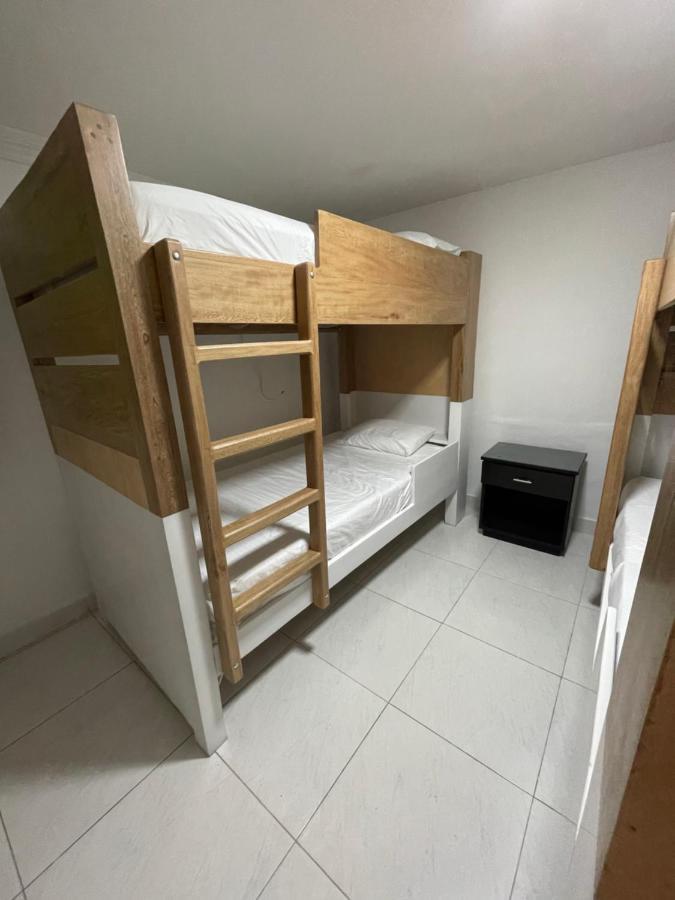 Mondieu Hostel Barranquilla  Bagian luar foto