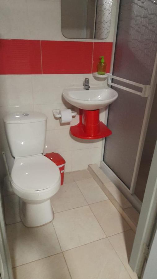 Mondieu Hostel Barranquilla  Bagian luar foto