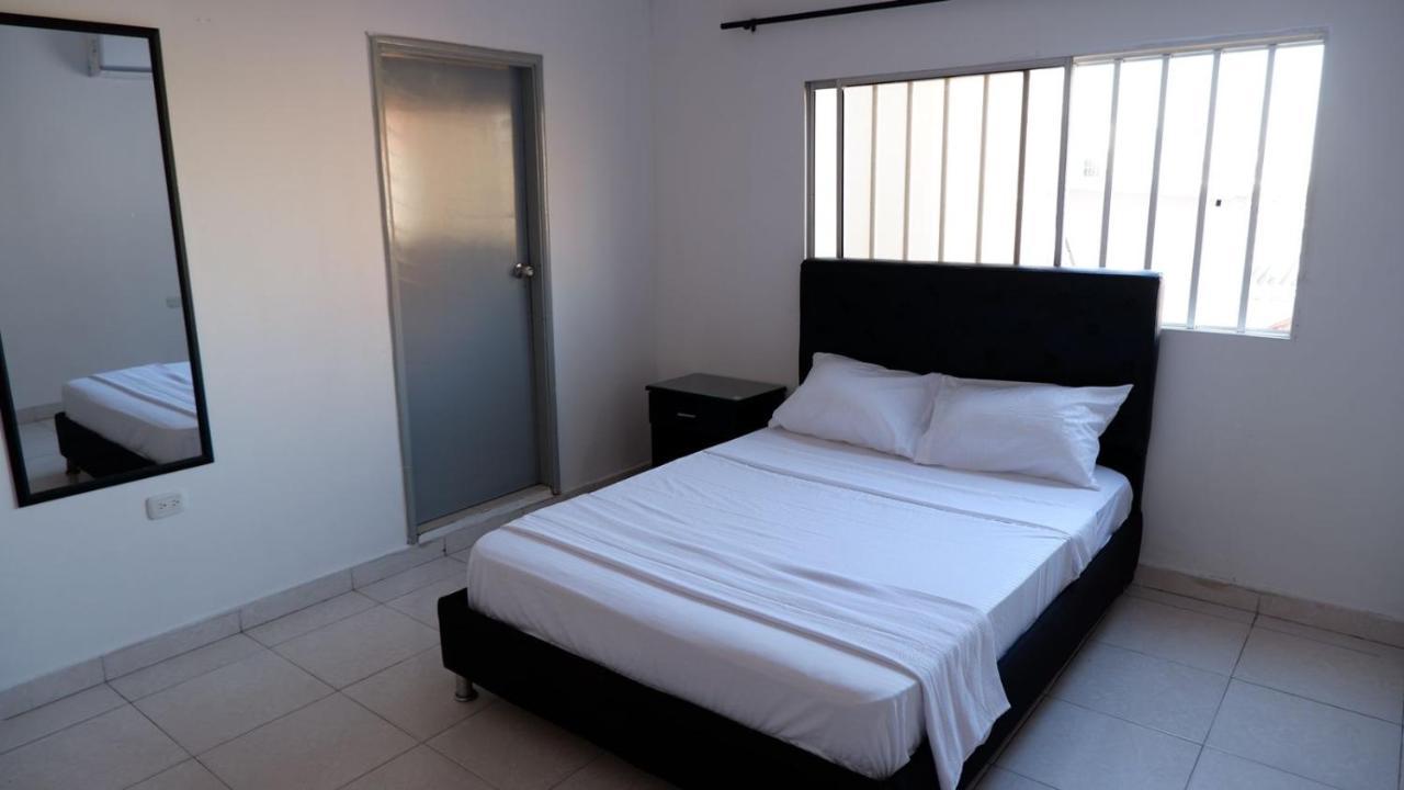 Mondieu Hostel Barranquilla  Bagian luar foto